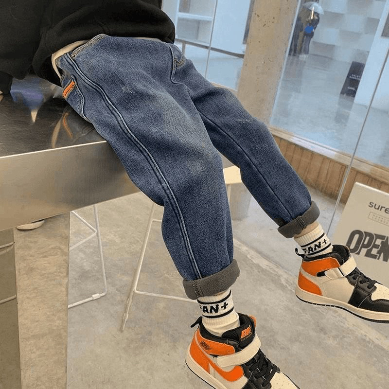 男童裤子冬款2024新款宽松中大儿童春秋牛仔裤冬季一体绒加厚长裤