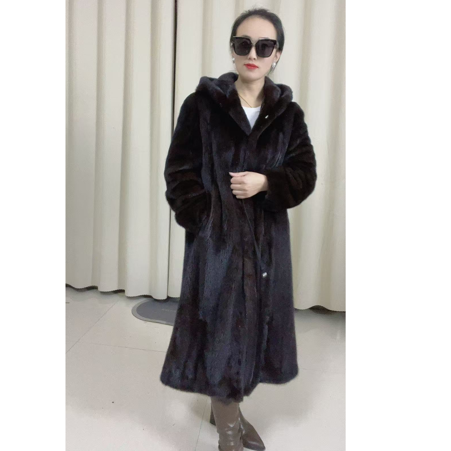【精品】110长深咖色帽子全抽刀中长款大码女款时尚连帽秋冬显瘦