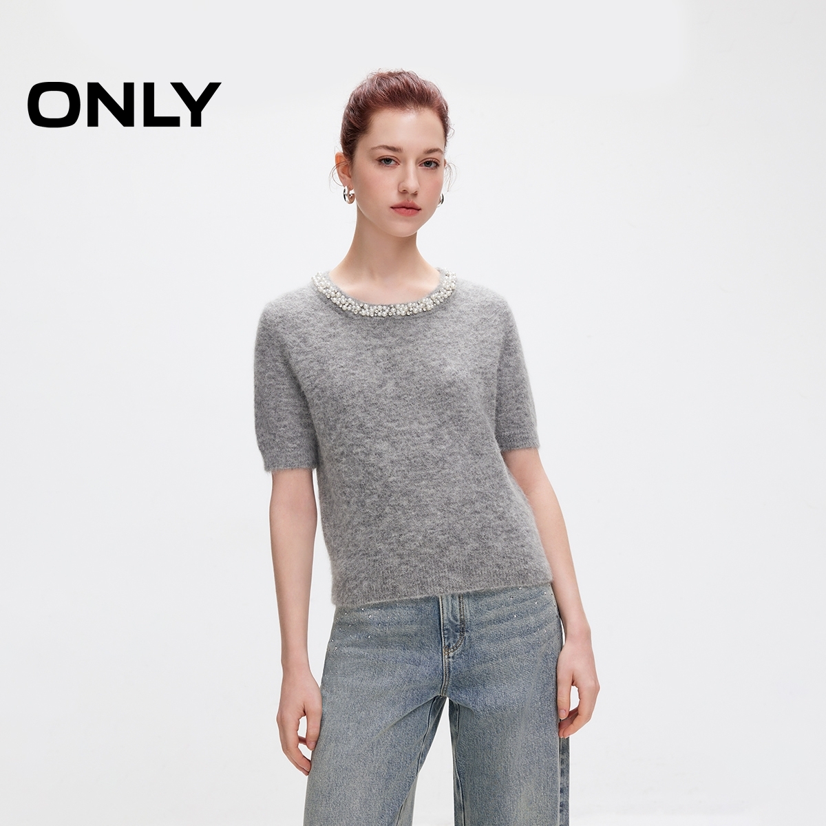 ONLY2025春季新款舒适柔软珍珠圆领短袖短款针织衫女|125113041