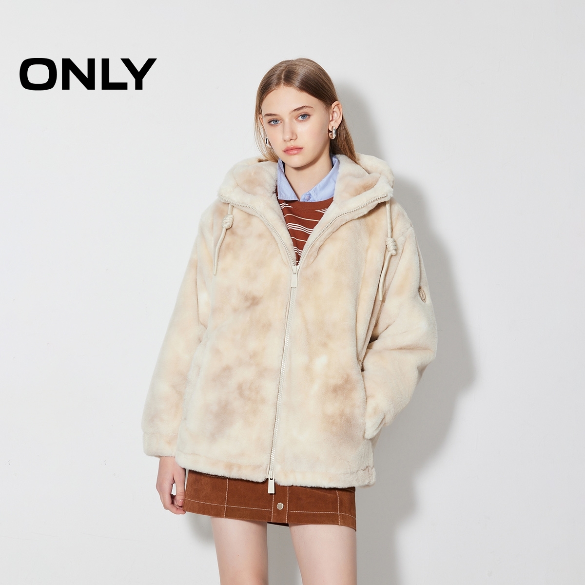 ONLY2025冬季新款可爱百搭宽松晕染连帽保暖毛绒棉服女|125122002