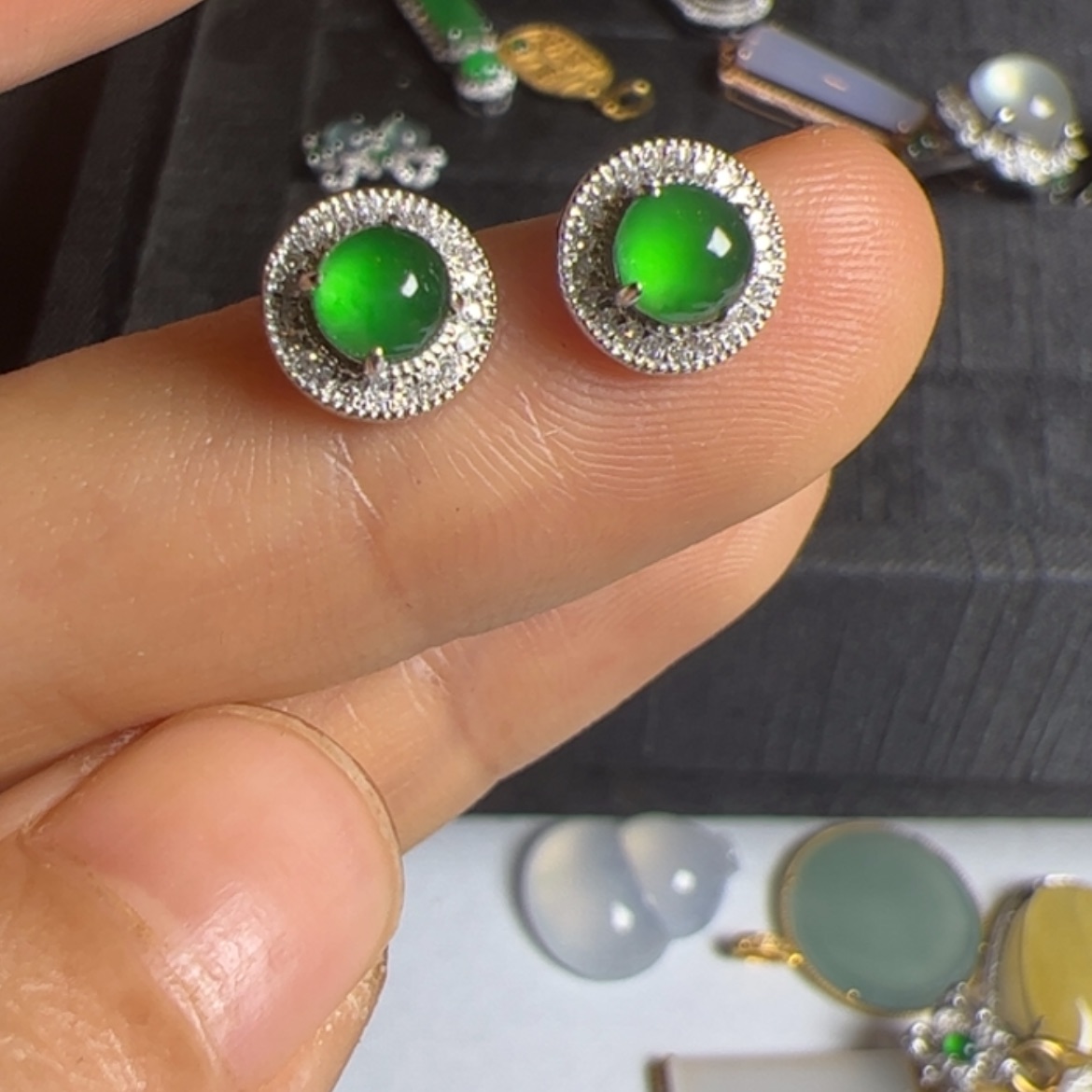 【闪购商品】翡翠耳饰18K金镶嵌