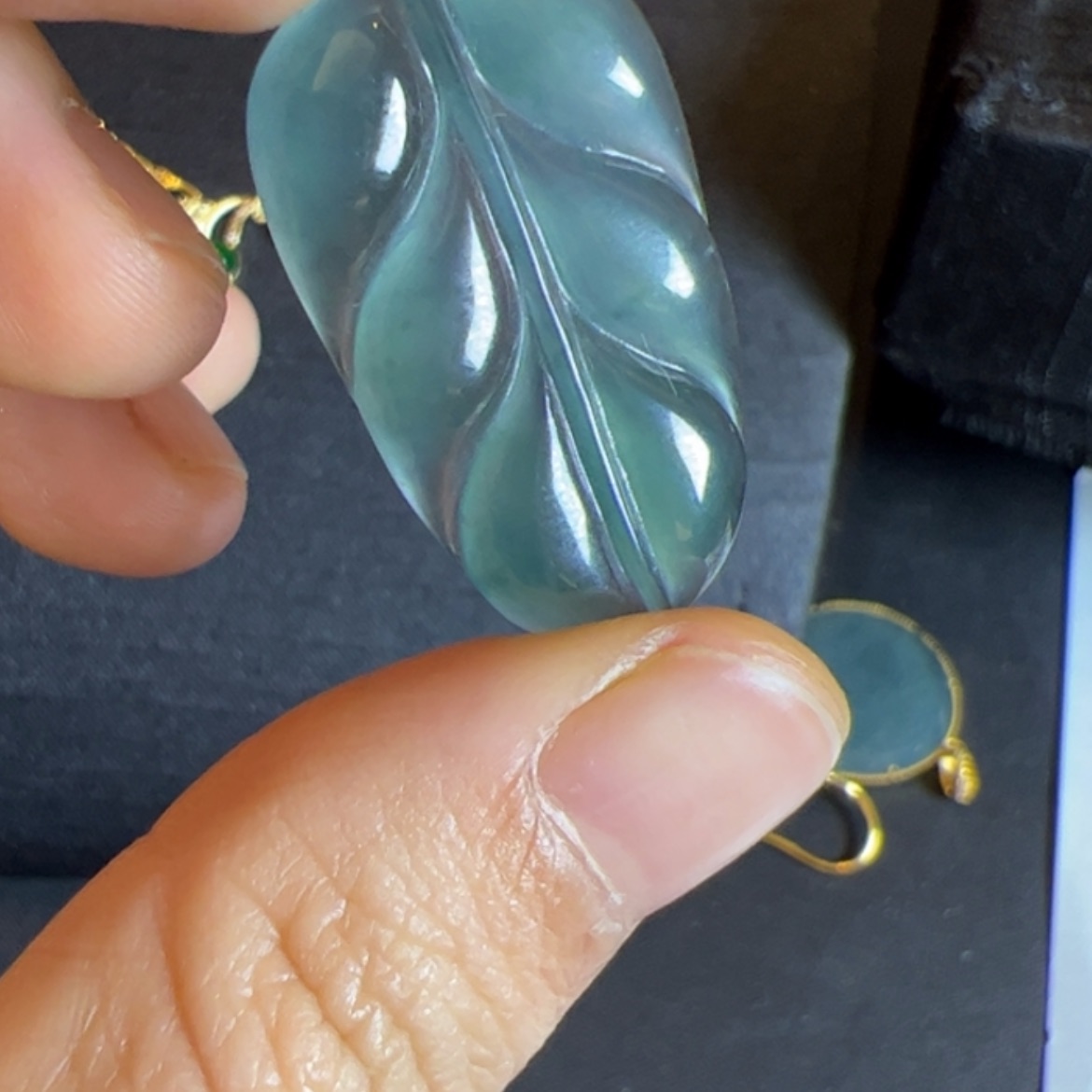 【闪购商品】翡翠吊坠(不含链)未镶嵌