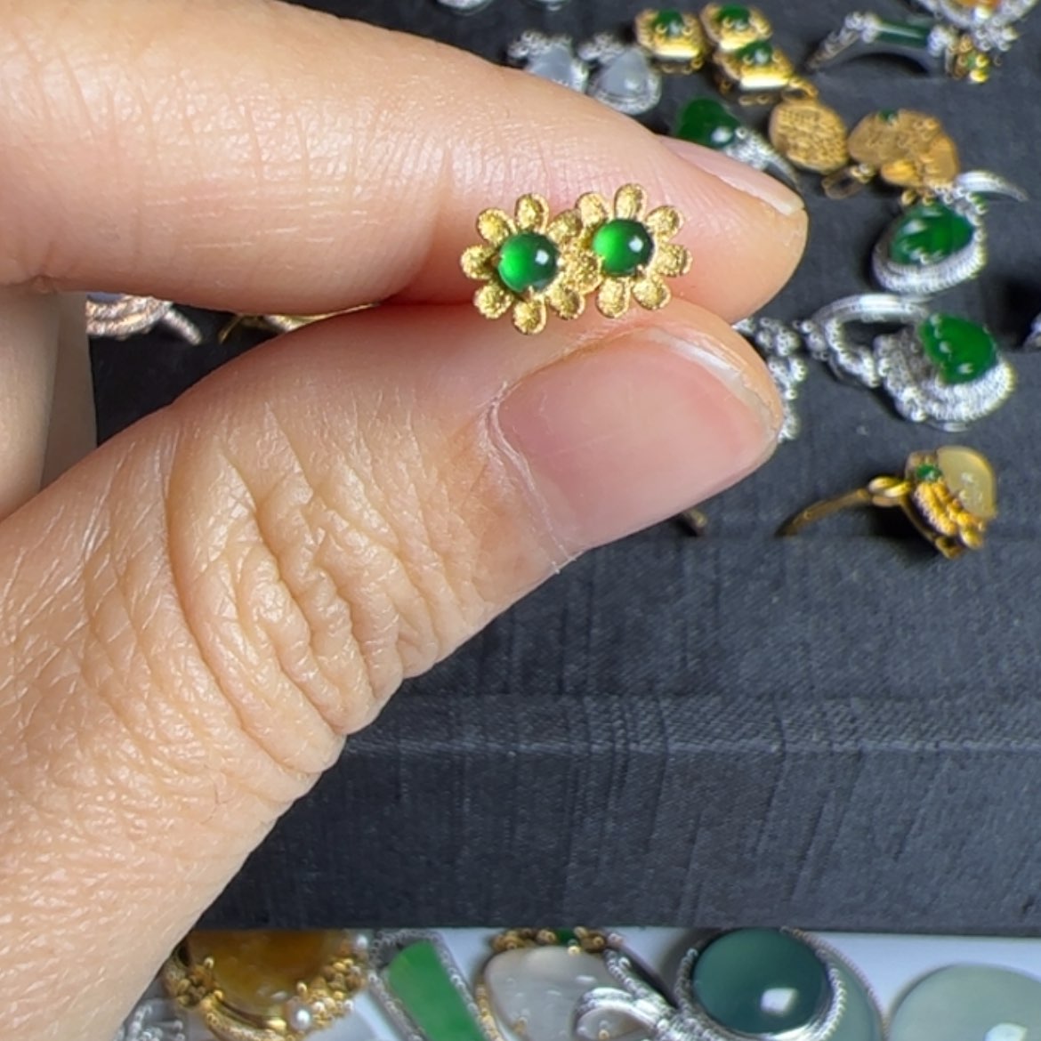 【闪购商品】翡翠耳饰18K金镶嵌