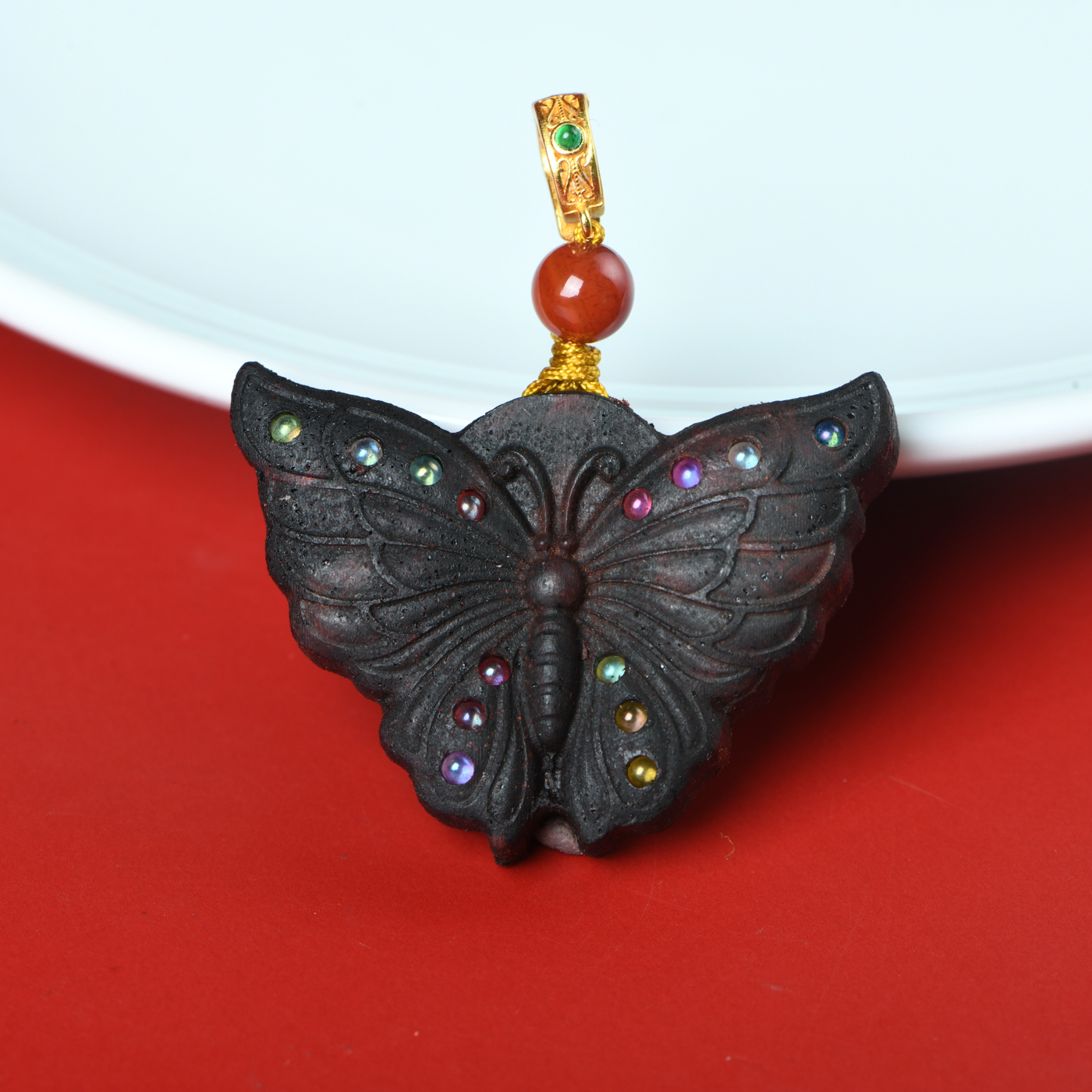 缅甸小叶降真香精雕多宝彩蝶吊坠（木带宝）