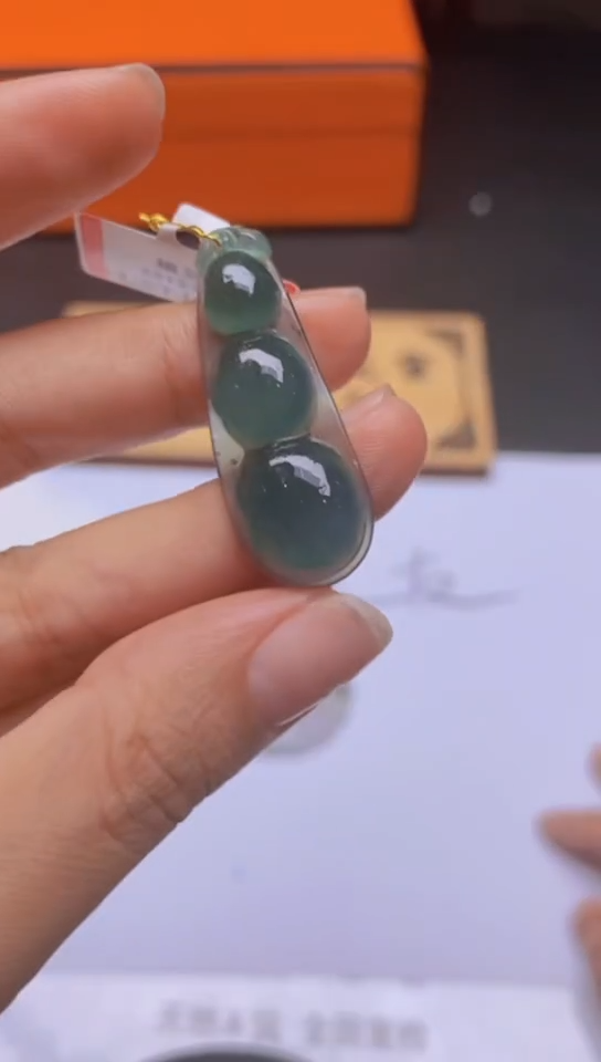 【闪购商品】定制翡翠未镶嵌暴力131214174