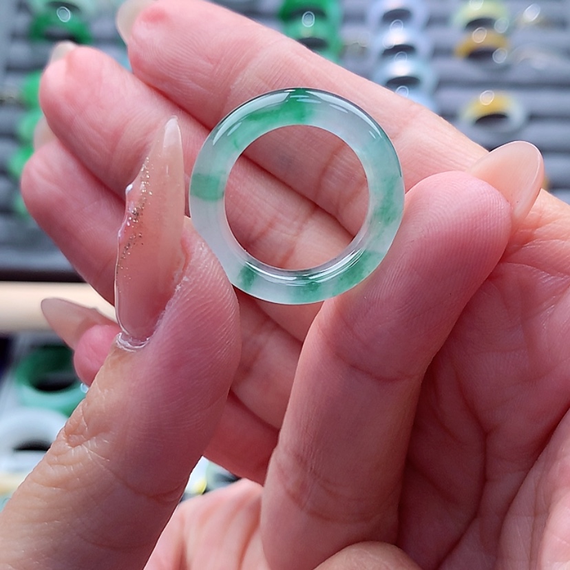 【闪购商品】翡翠戒指未镶嵌别***！