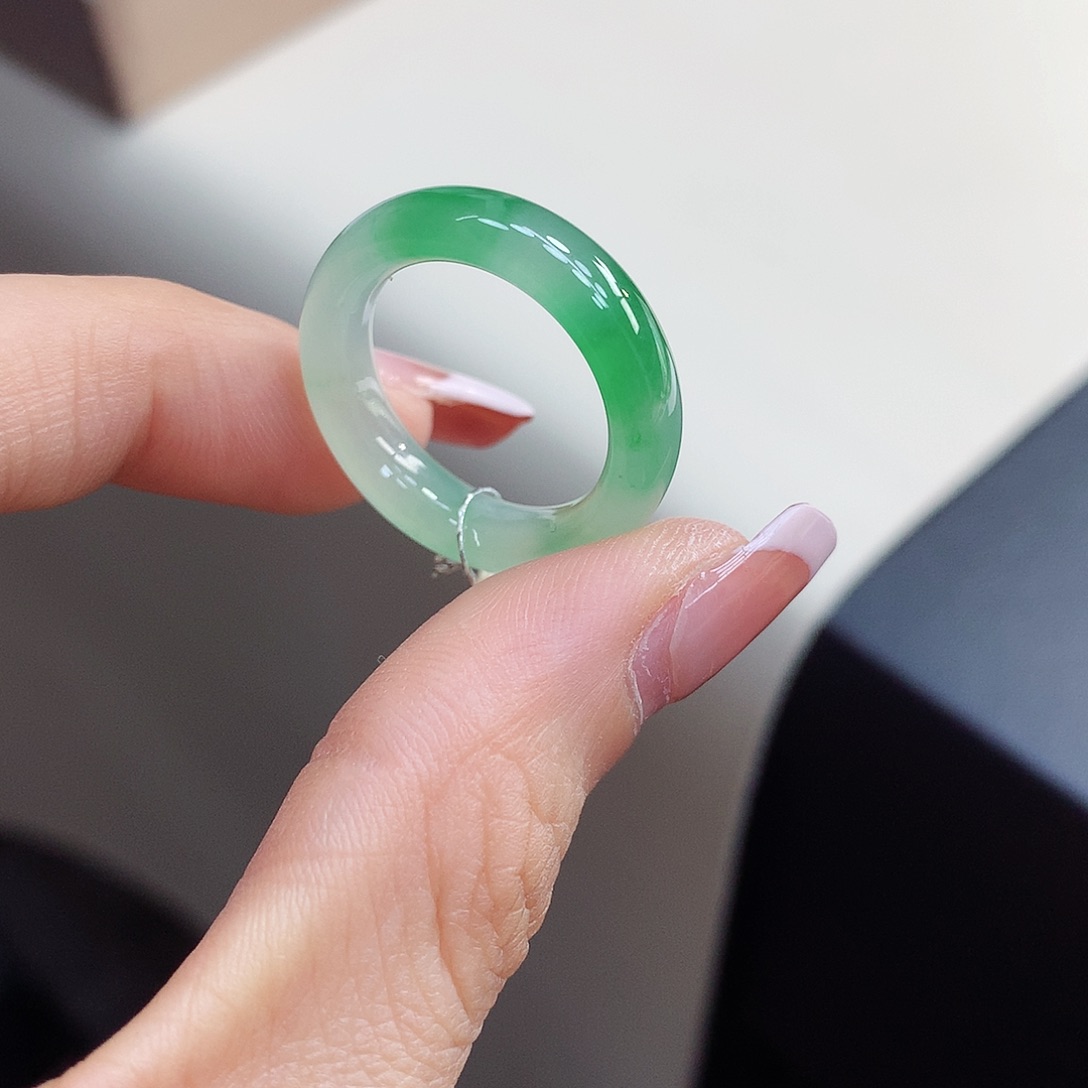 翡翠戒指未镶嵌17号