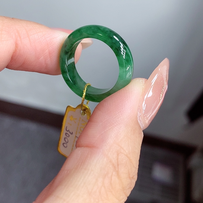 【闪购商品】翡翠戒指未镶嵌狮***界