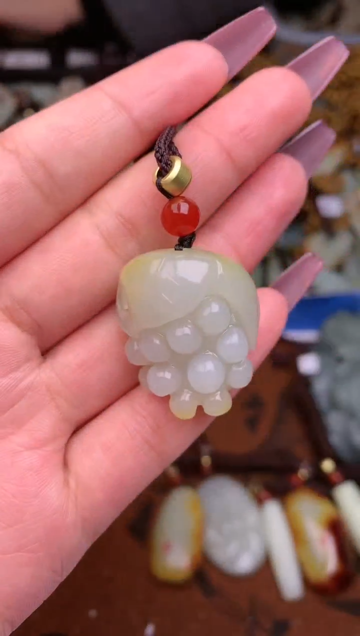 【闪购商品】和田玉颈饰未镶嵌1