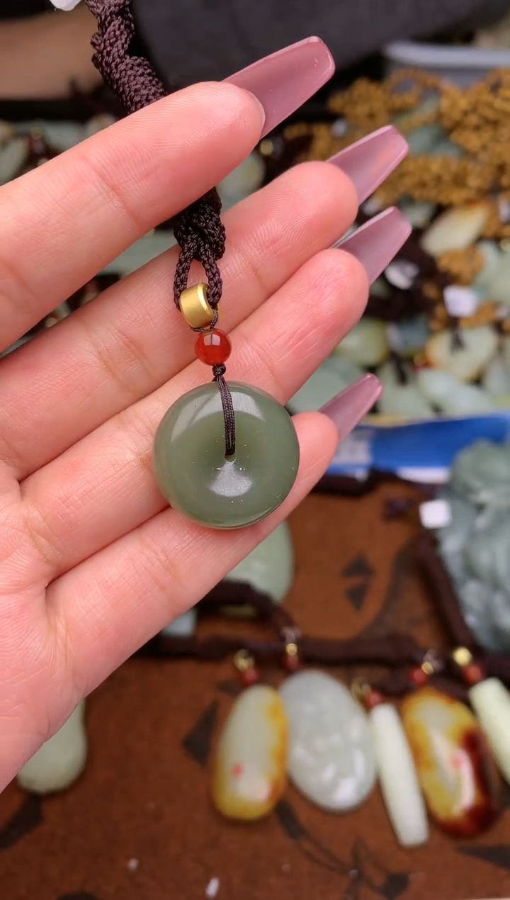 【闪购商品】和田玉颈饰未镶嵌1