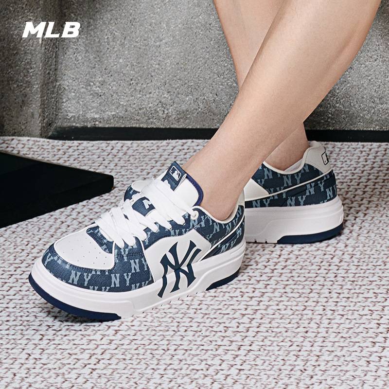 MLB【情侣同款】新款复古老花潮流厚底包裹性减震低帮板鞋3ASXCLD4N