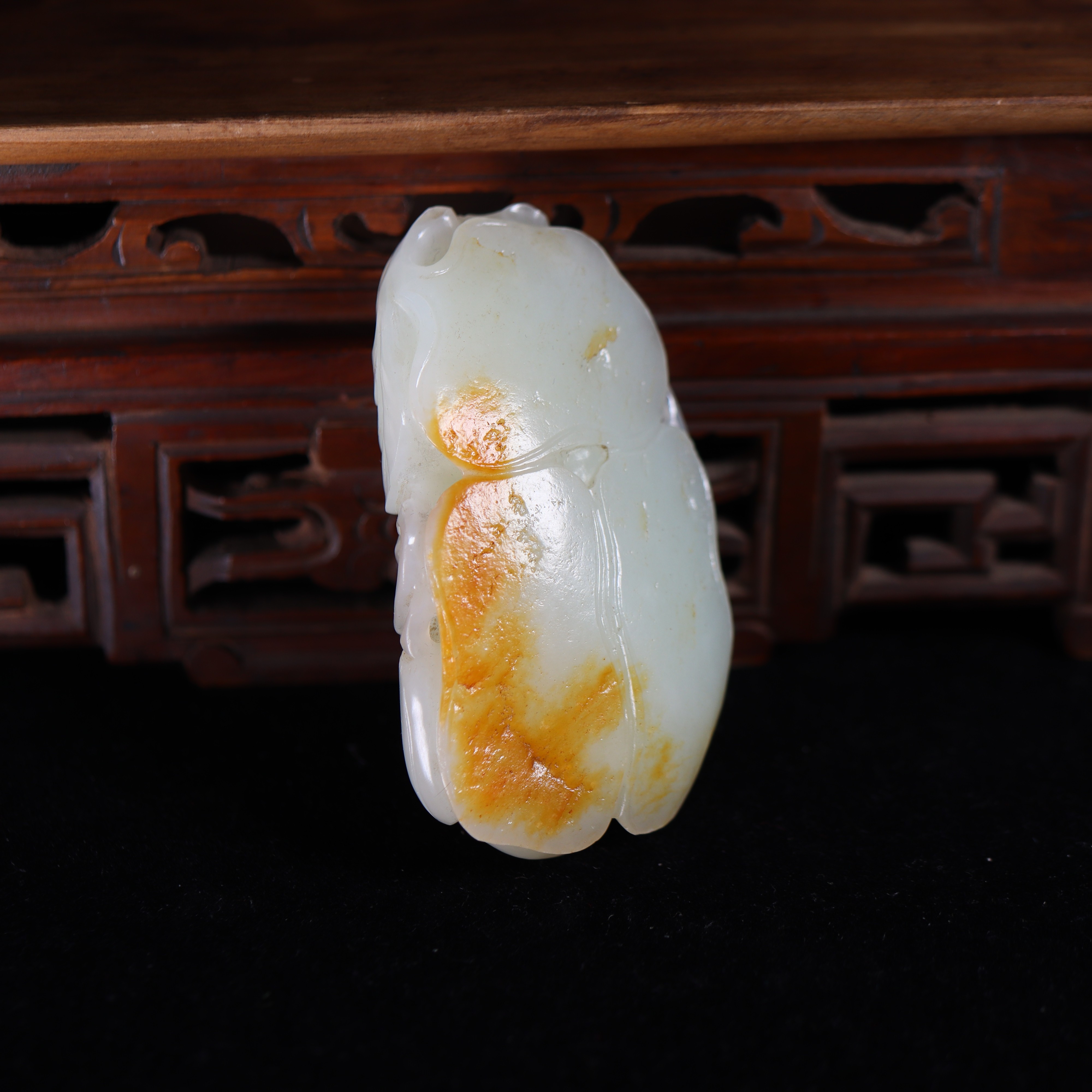 XHM~358和田玉手把件