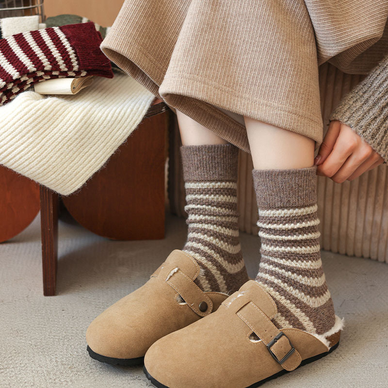 条纹加厚保暖绵羊毛袜子女2483日系复古酒红色休闲袜配勃肯鞋
