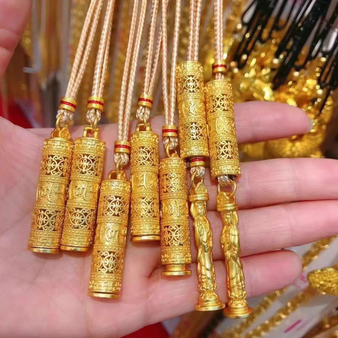 合金吊坠 八宝随身佛金色精美坠饰传承项坠