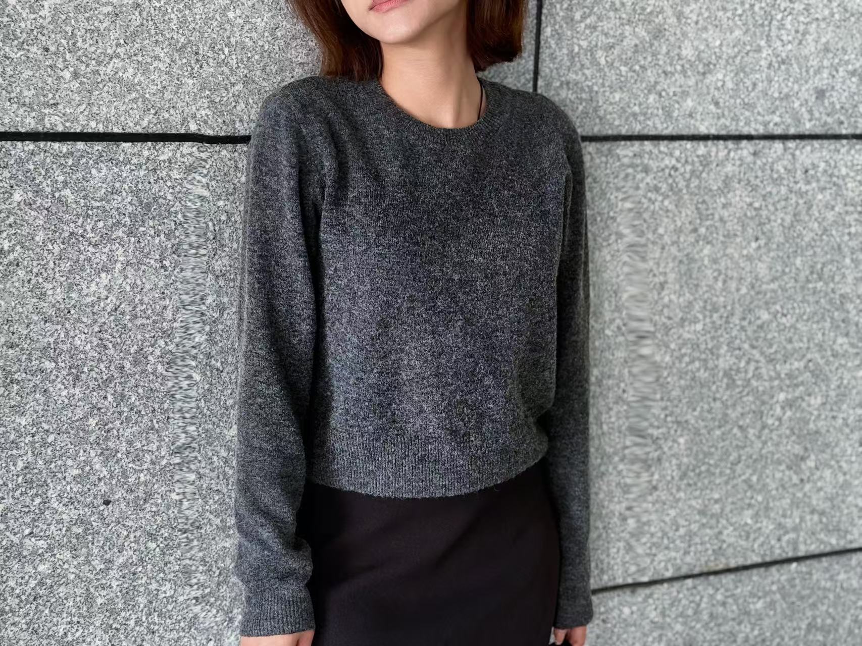 妮妮酱秋冬款灰色短袖毛衣混纺针织百搭