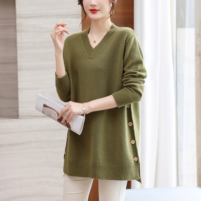 胖妹妹大码鸡心领毛衣女宽松加肥加大春秋中长款显瘦遮肚子打底衫