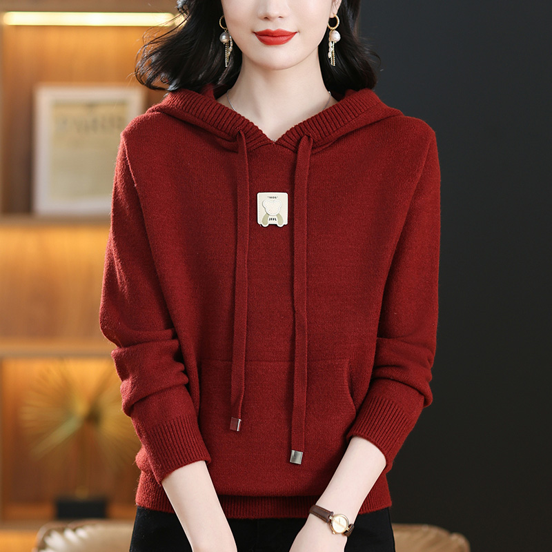 大码毛衣秋冬2024新款洋气连帽针织衫宽松显瘦时尚红色上衣打底衫