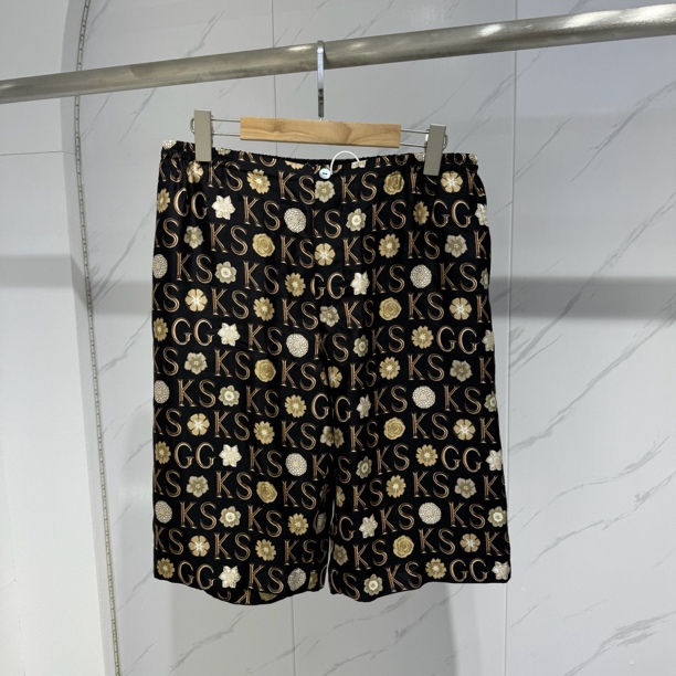 全新未使用 GUCCI/古驰 Ken Scott联名满印真丝短裤/48码