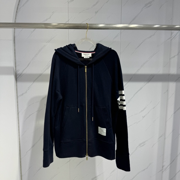 95新 THOMBROWNE 汤姆.布朗深蓝四杠棒球连帽外套/4码