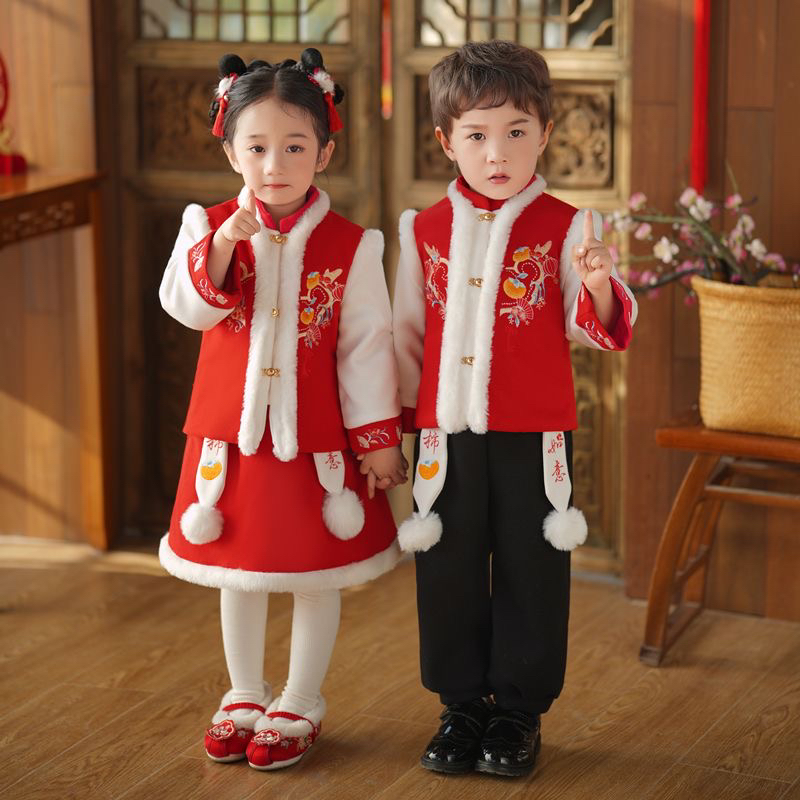 汉服男童拜年儿童中国唐装新款宝宝衣服周岁礼服过年龙年加厚套装