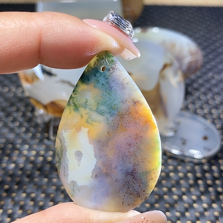玛瑙/玉髓颈饰未镶嵌
