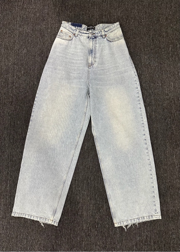 全新未使用 Balenciaga/巴黎世家 巴黎世家baggy阔腿牛仔裤全新 M
