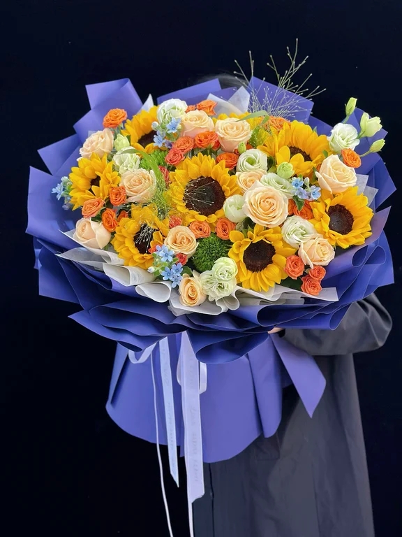 【心想事成】向日葵混搭香槟玫瑰圆形花束送长辈老师探望病人