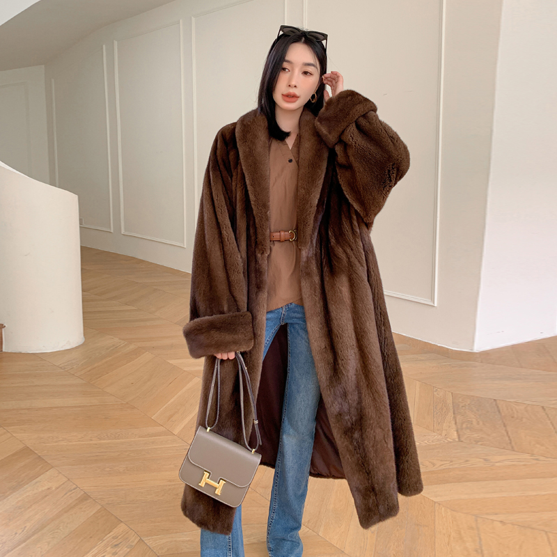 “大浴袍”进口水貂皮草女整貂外套貂皮大衣长款ZD48Y023