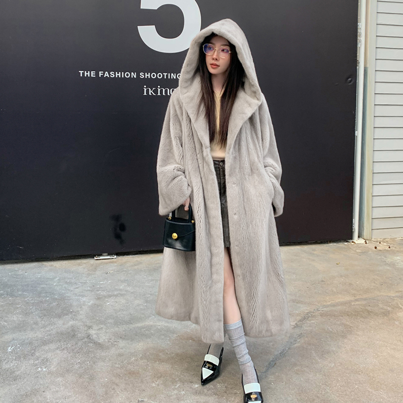 “暖冬C位”进口天鹅绒水貂皮草整貂外套长款连帽貂皮大衣ZD68Y024