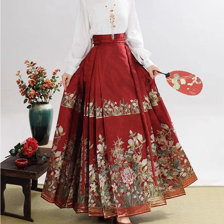 苍坊汉服马面裙套装2024新款牡丹国风刺绣新中式礼服日常通勤女