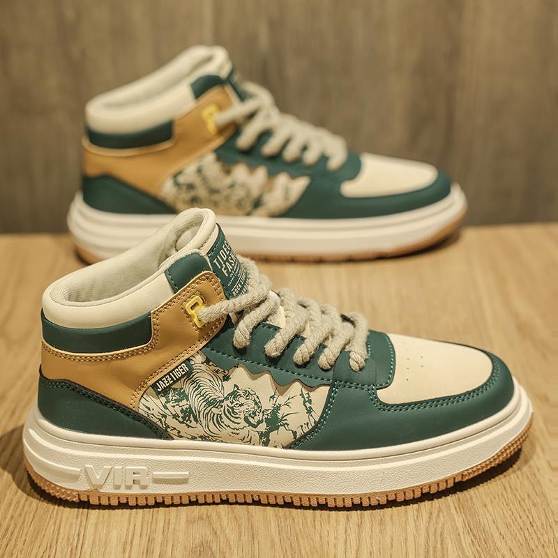 国潮休闲男鞋秋季新款青少年初中生小众运动高帮板鞋男