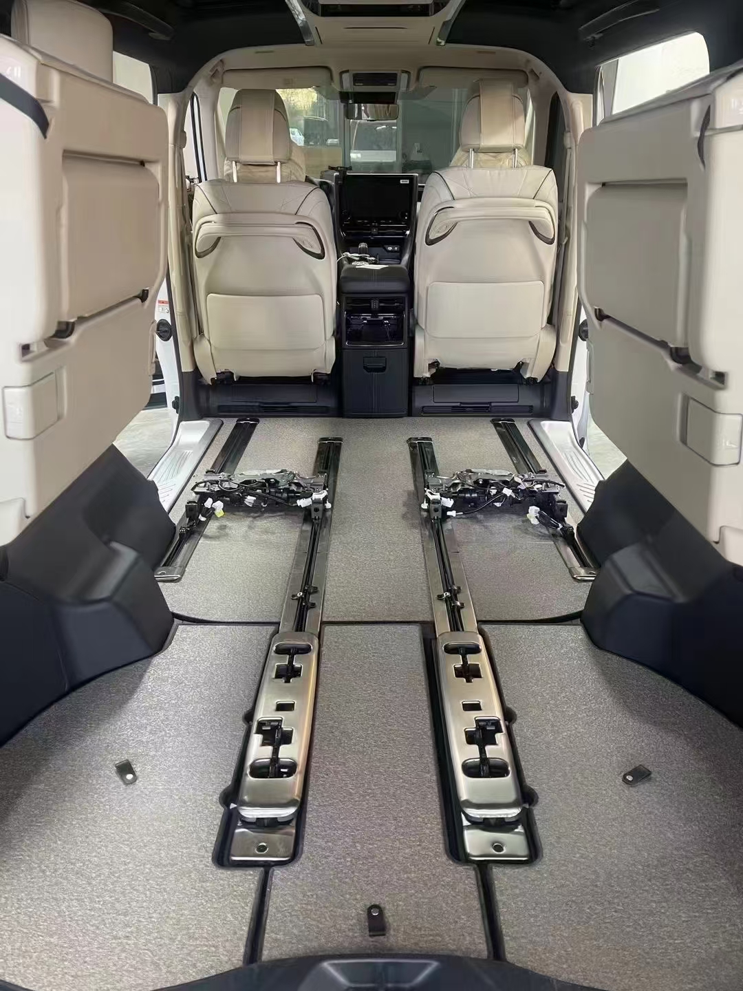 油麻石航空地板适用于埃尔法塞纳传祺别克腾势全系商务车型改装