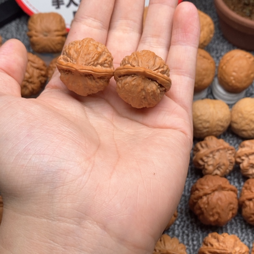 【闪购商品】文玩核桃吊坠章*