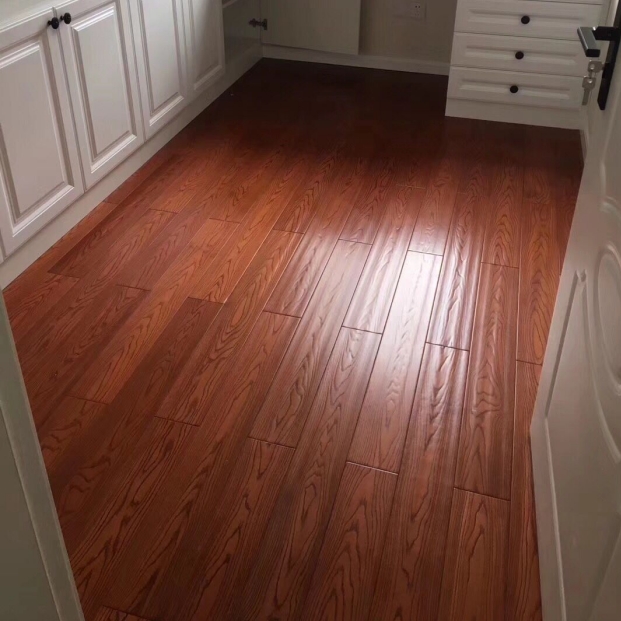 卡幔奇特价福利橡木圆盘豆番龙眼纯实木地板厂家直销