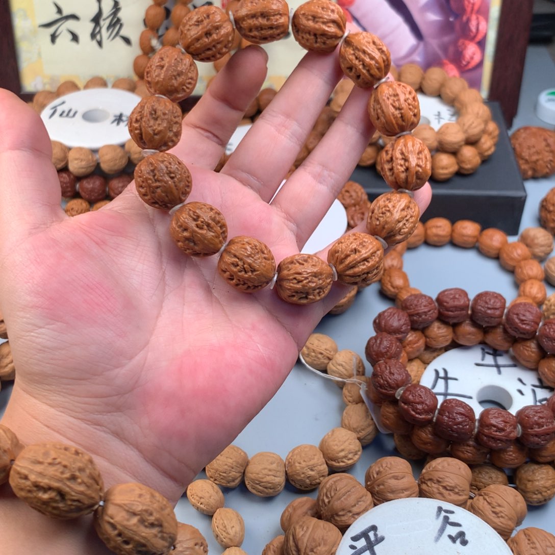 文玩核桃手串京八棱