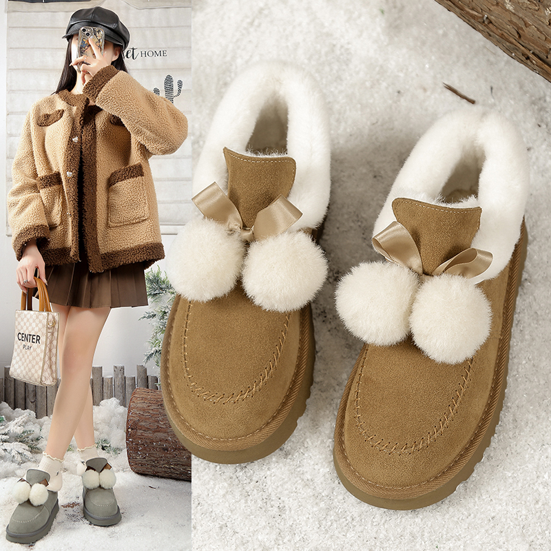 雪地靴女款冬季2024新款毛球洋气可爱保暖加绒加厚棉鞋女冬天鞋子