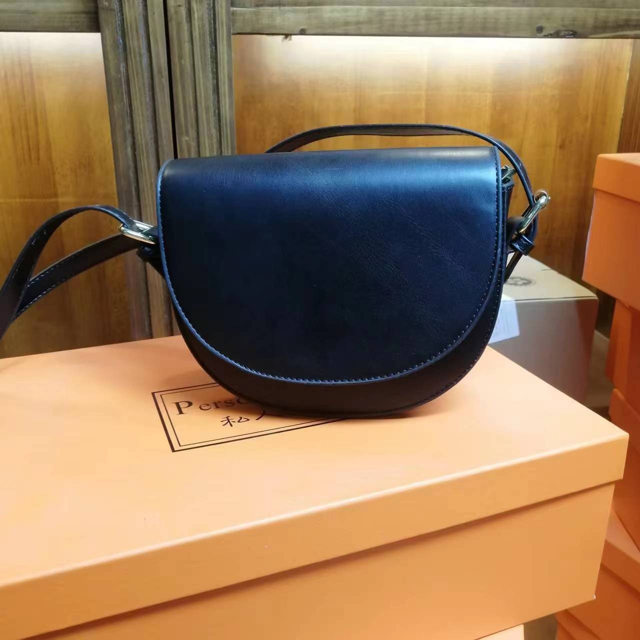 孤品 20272   黑色  高品质女包  （限购一单）