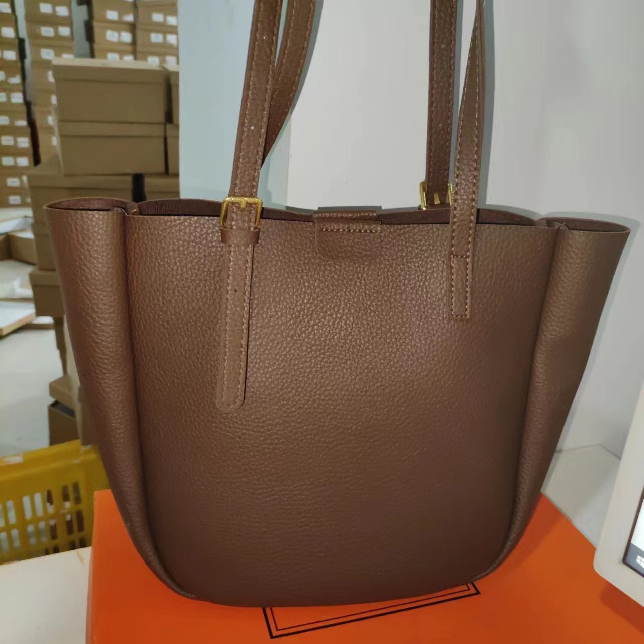 孤品 1668  咖啡  高品质女包 （限购1单 ）
