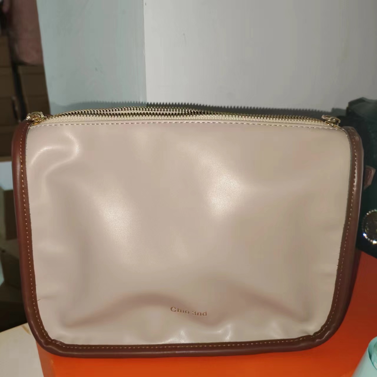 孤品6635  棕色 高品质女包（限购一单）
