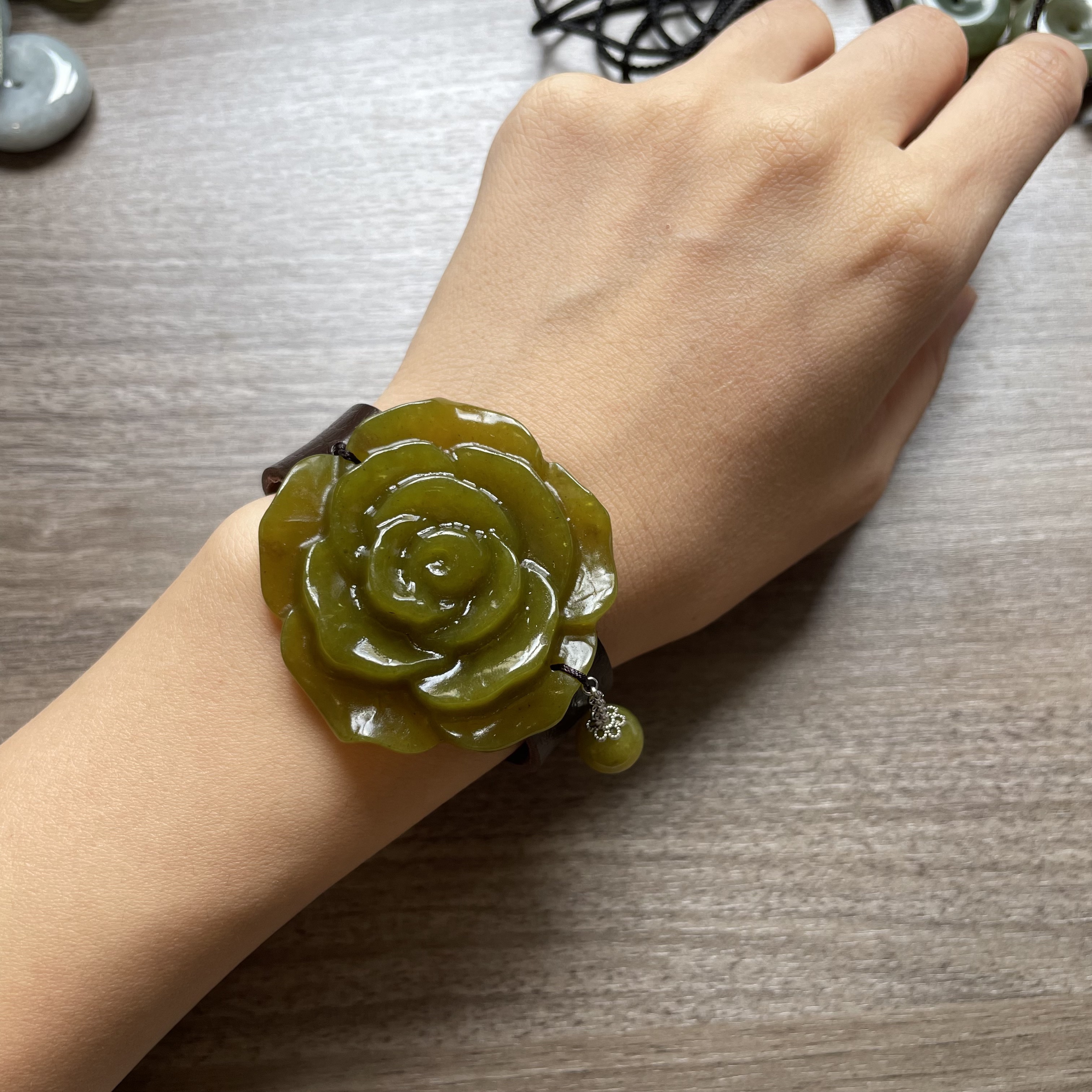 岫玉民族风玫瑰花手牌