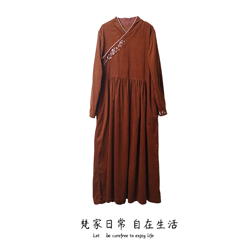 翩跹2024年春秋新品改良古风交领长袖大摆灯芯绒连衣裙汉元素日常