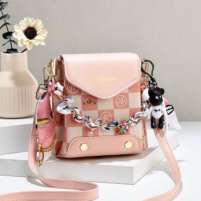 2025夏季网红新款女包出门随身小包手机包包百搭时尚单肩斜挎包