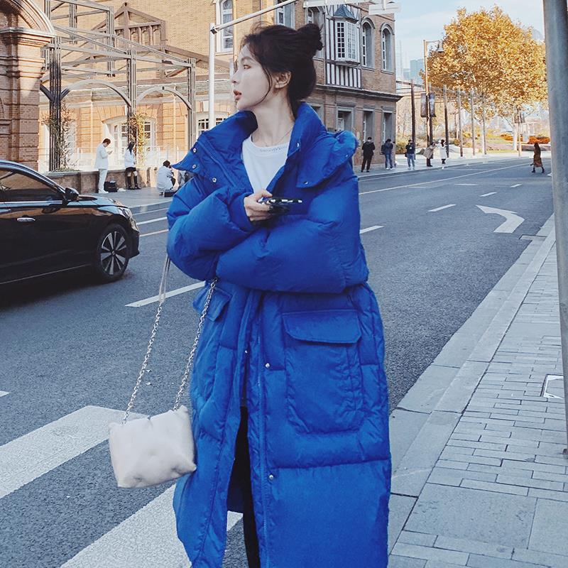 克莱因蓝羽绒服女冬中长款欧货2023年新款时尚高级感炸街厚外套潮