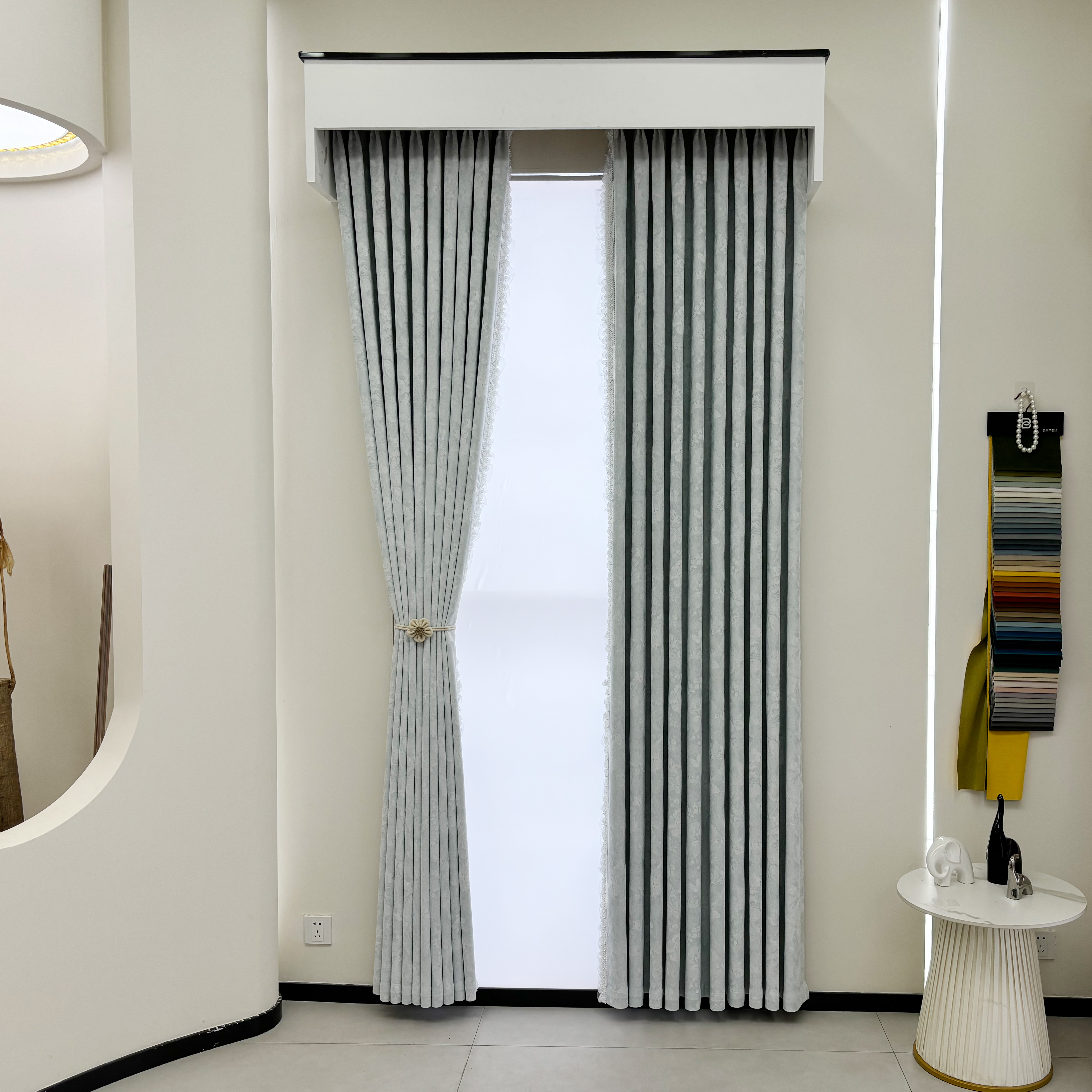 2025新款国风芳华加厚雪尼尔提花客厅卧室全遮光窗帘