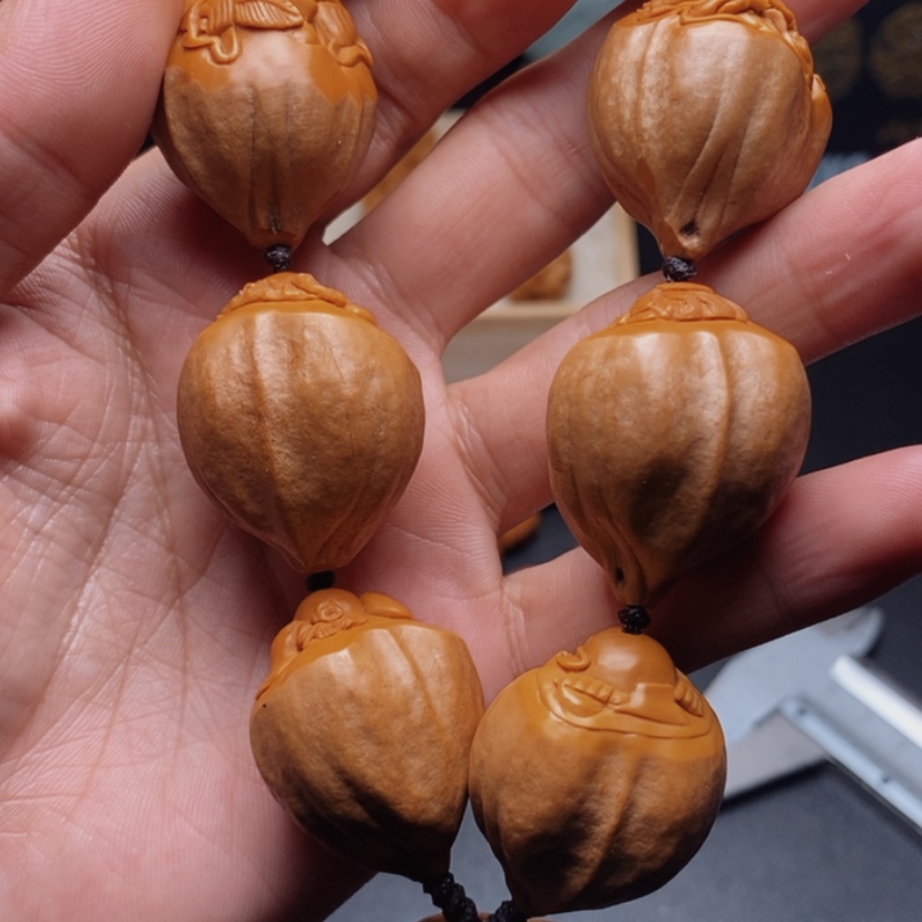 【闪购商品】橄榄核吊坠