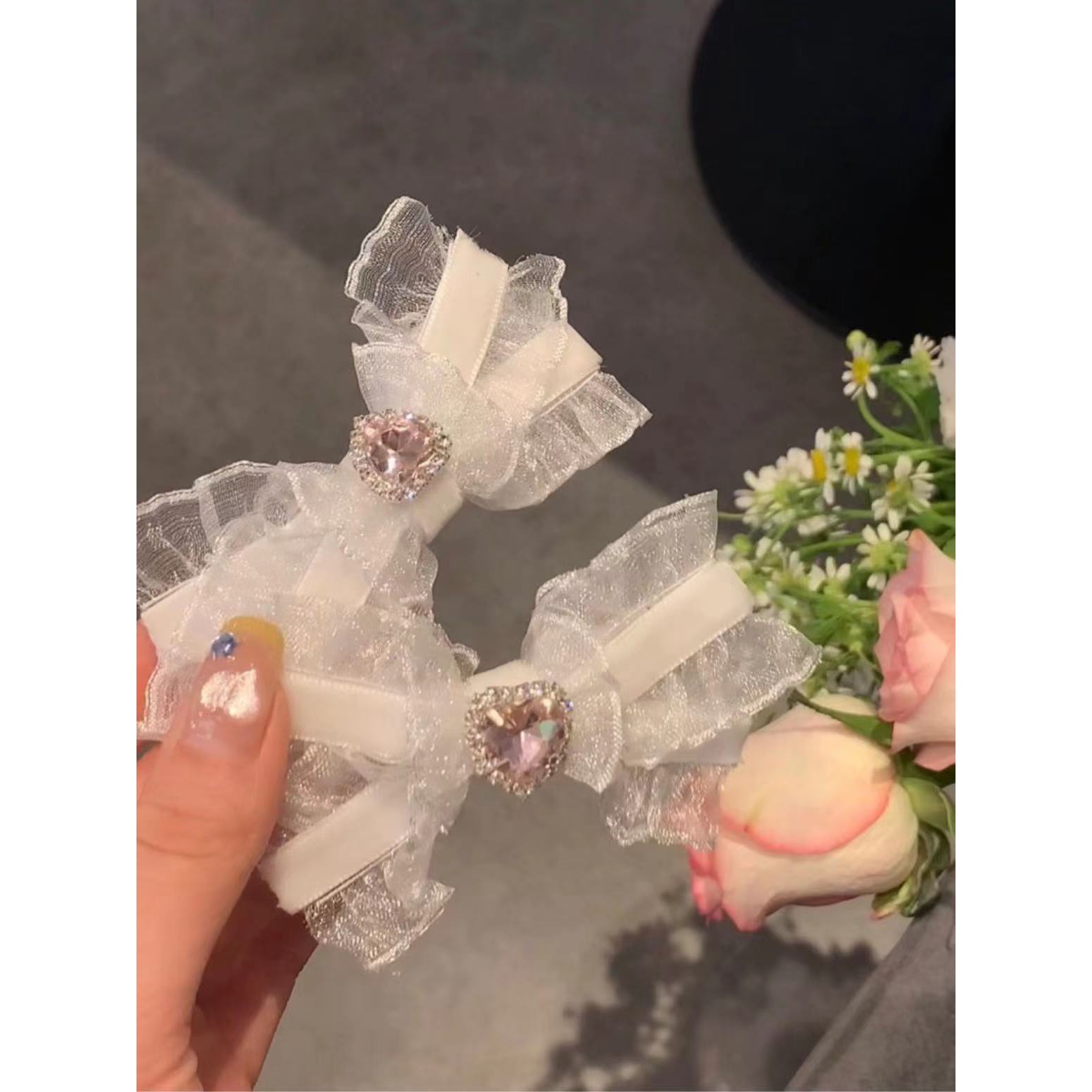 奶油泡芙粉钻蝴蝶结发夹芭蕾少女感雷瑟蝴蝶结闪钻小众重工甜美侧