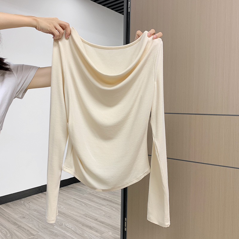 【现货】荡领褶皱别致长袖T恤女2025初秋新款修身内搭露肩打底上衣