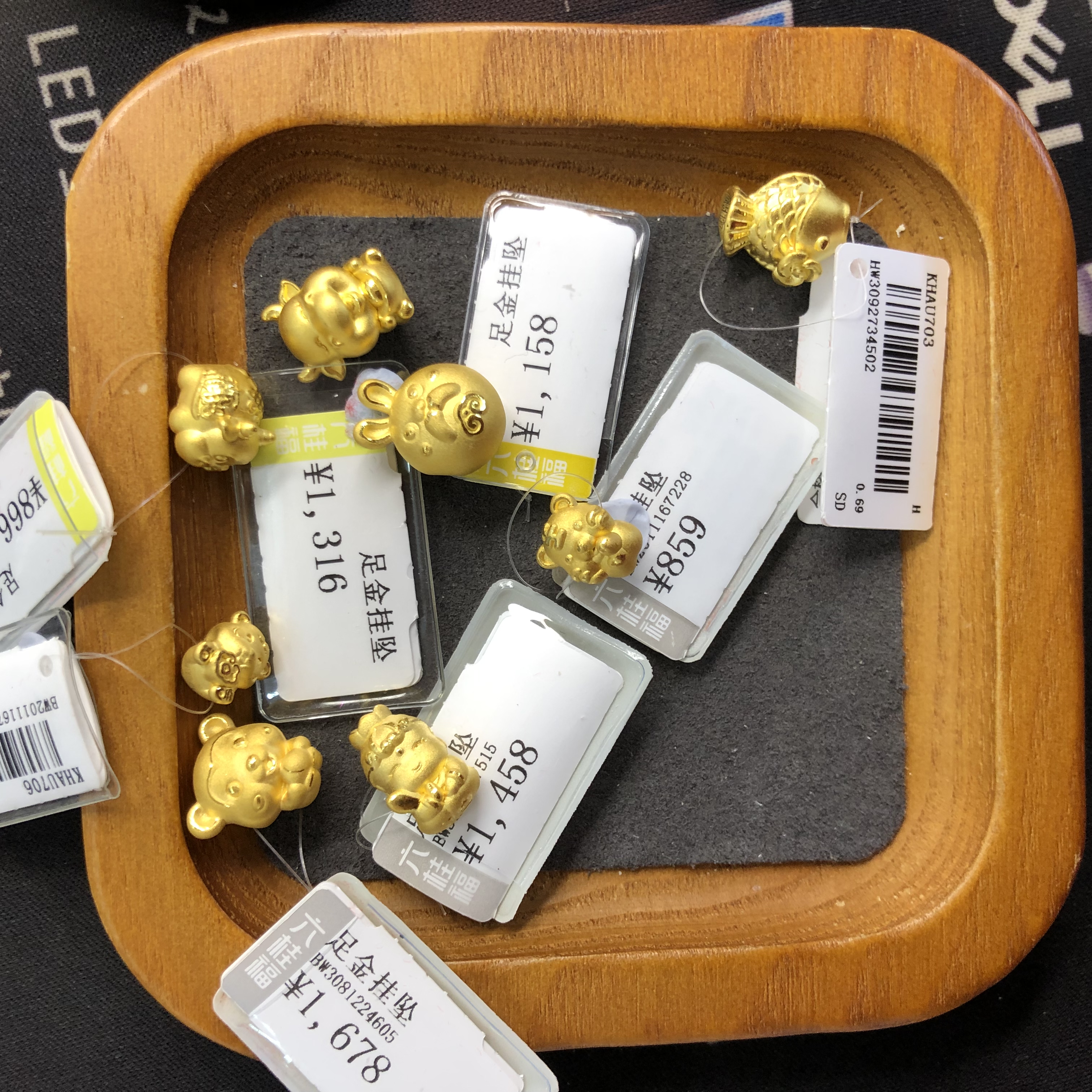 【中穿自选】六桂福珠宝足金999中穿小样式时尚3D硬金时尚气质真金