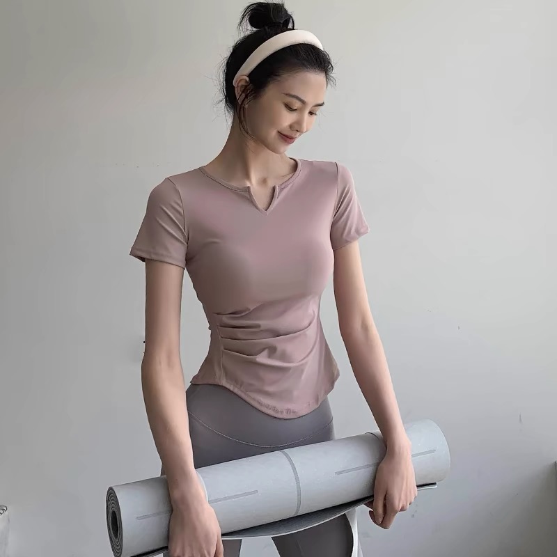 带胸垫瑜伽服女新款普拉提训练跑步收腰T恤运动短袖健身上衣