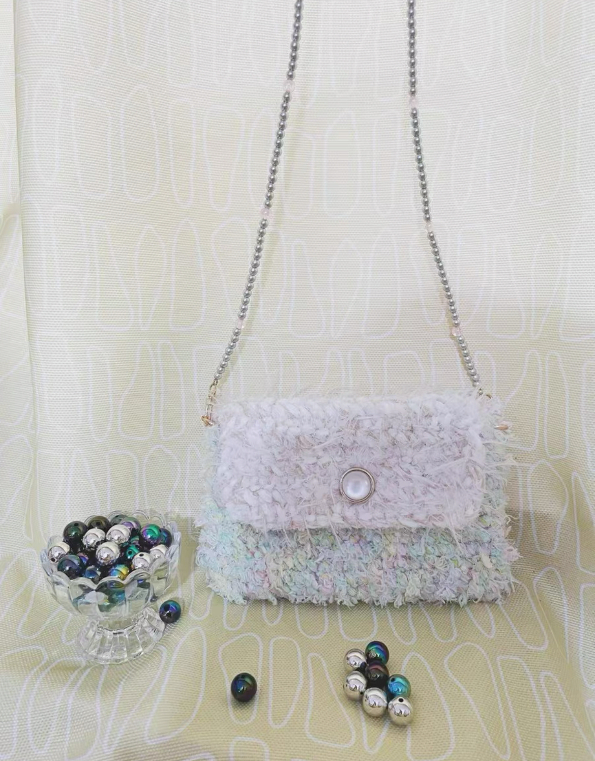 手工编织混线斜挎包